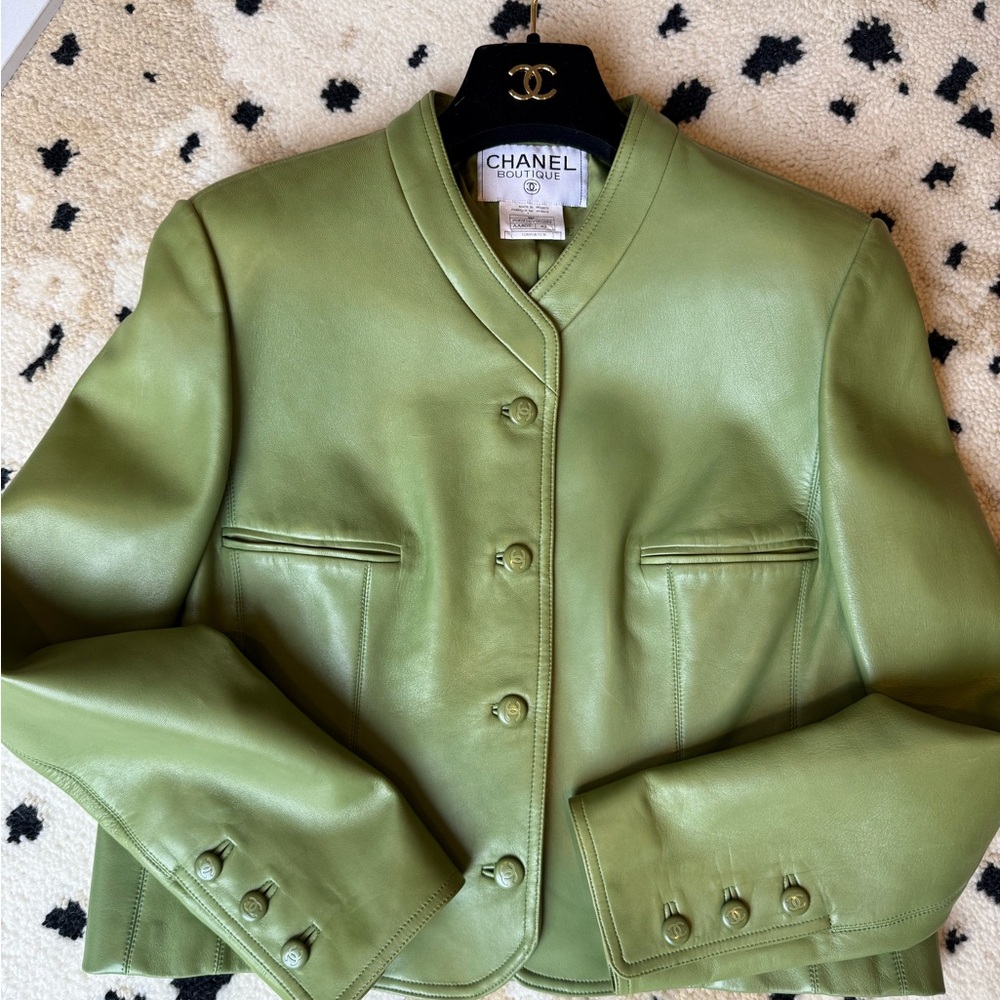 ❌SOLD❌Chanel 1995 Apple Green Lambskin Leather Jacket FR42